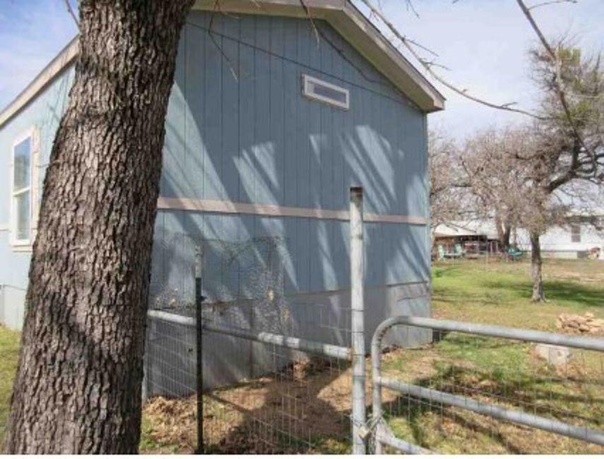 137 South Street, Tow, Texas image 2