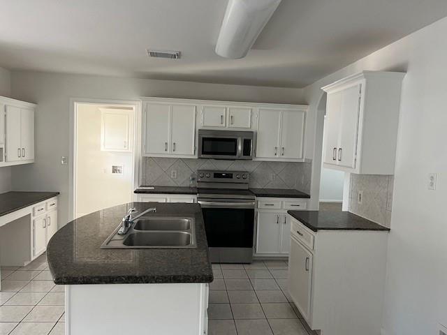 1812 Settlers Court Drive, Sealy, Texas image 10