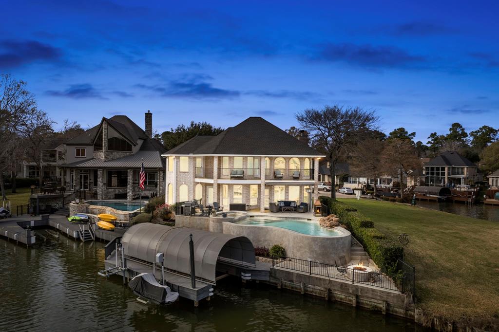 44 Logansport Court, Montgomery, Texas image 2