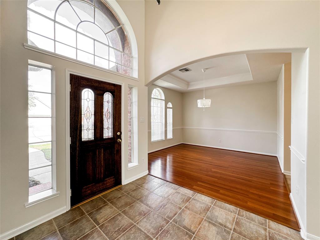 907 N Elder Grove Drive, Pearland, Texas image 3