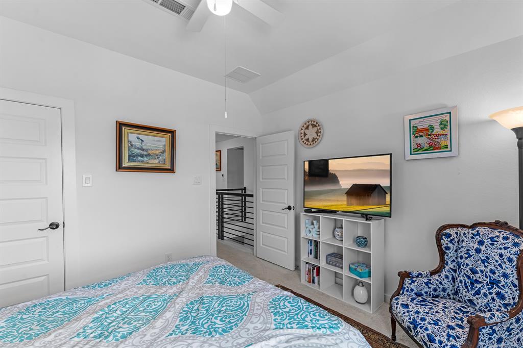 4818 Nodding Thistle Trail, Fulshear, Texas image 37