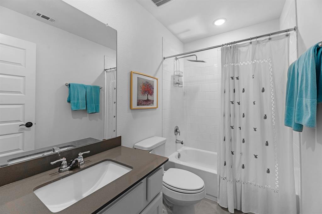 4818 Nodding Thistle Trail, Fulshear, Texas image 39