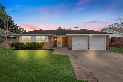 A home in Deer Park