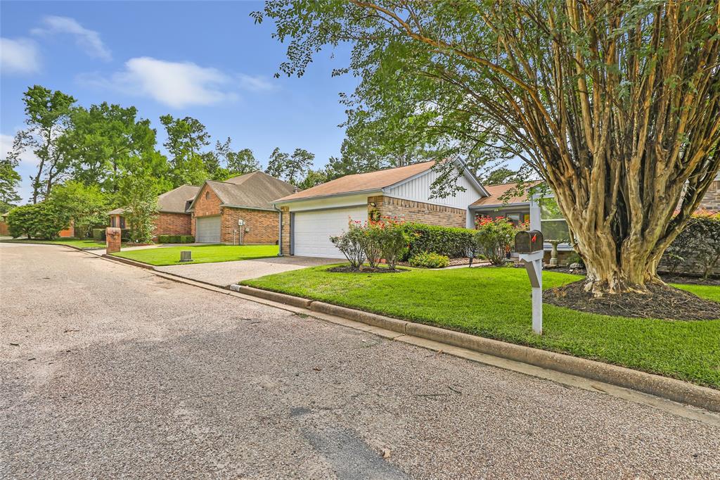 12121 Maverick Drive, Willis, Texas image 3