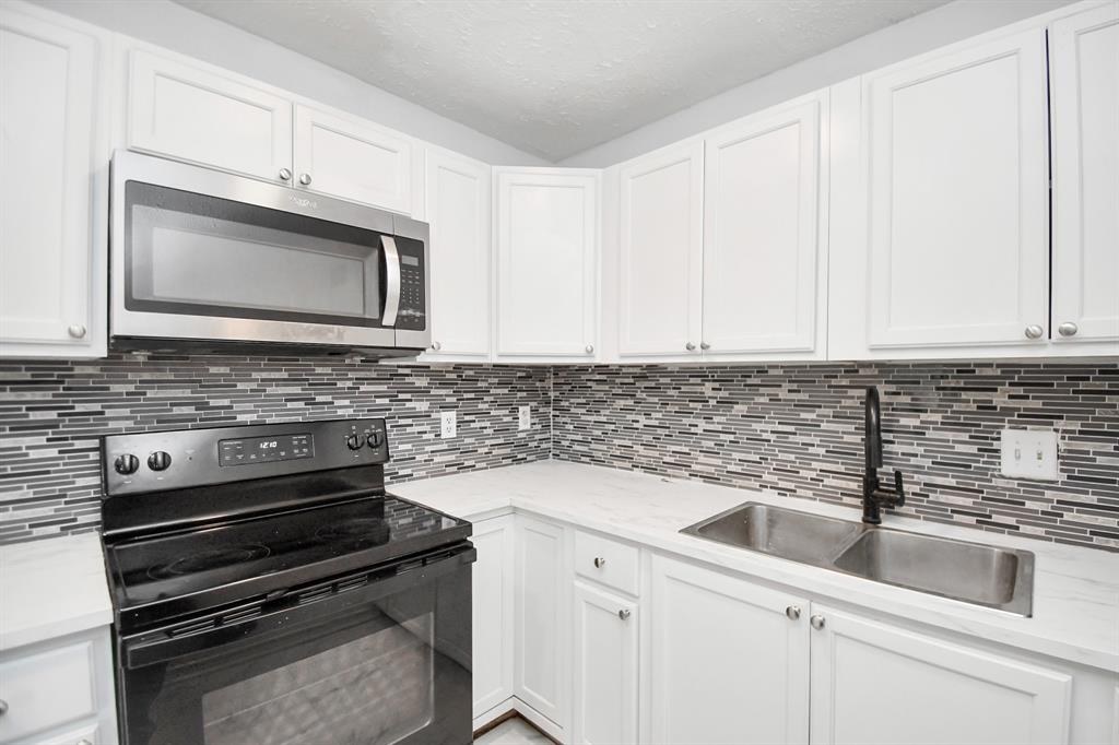 7730 Sign Street, Houston, Texas image 11