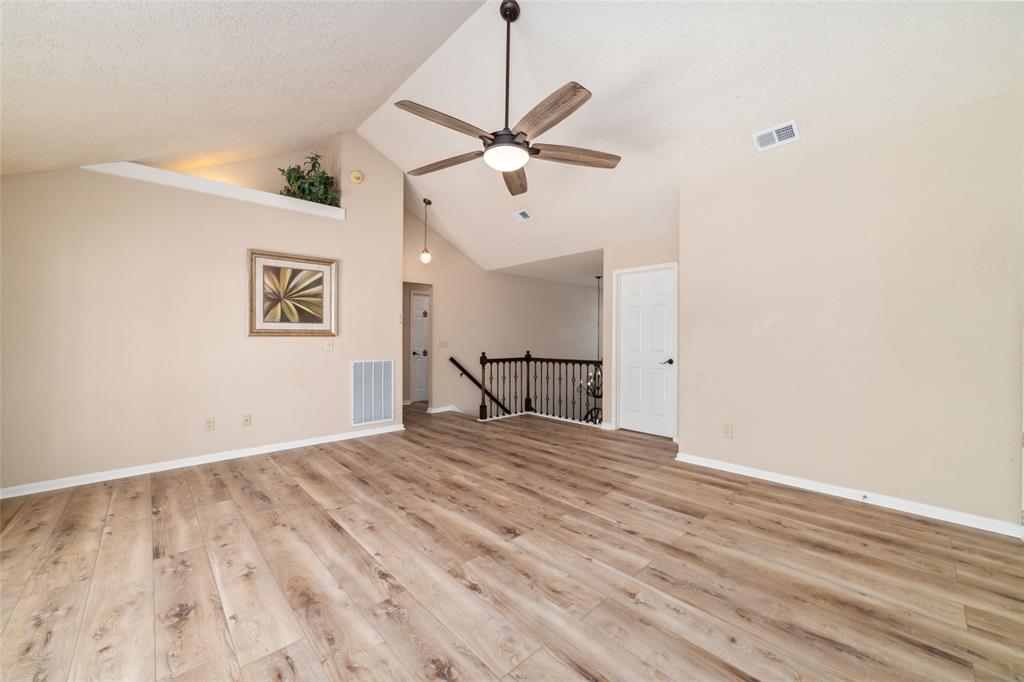 18 Robin Run Drive, Spring, Texas image 21