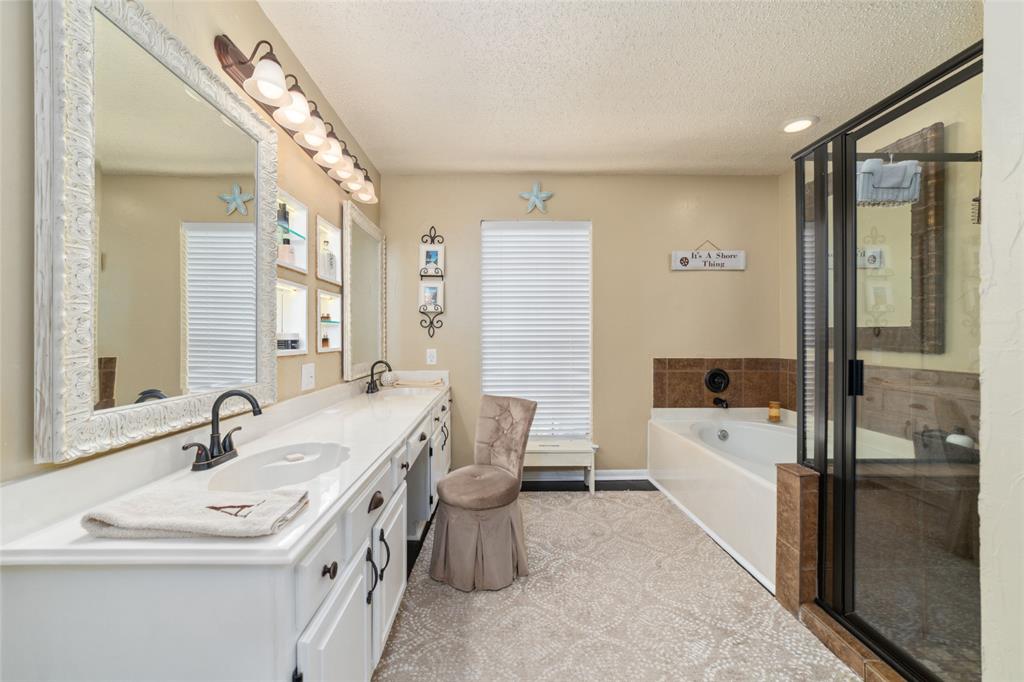 18 Robin Run Drive, Spring, Texas image 15