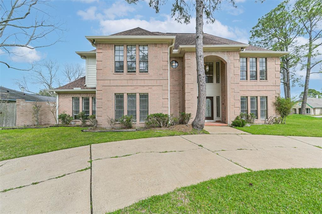1410 Osborne Drive, Friendswood, Texas image 3