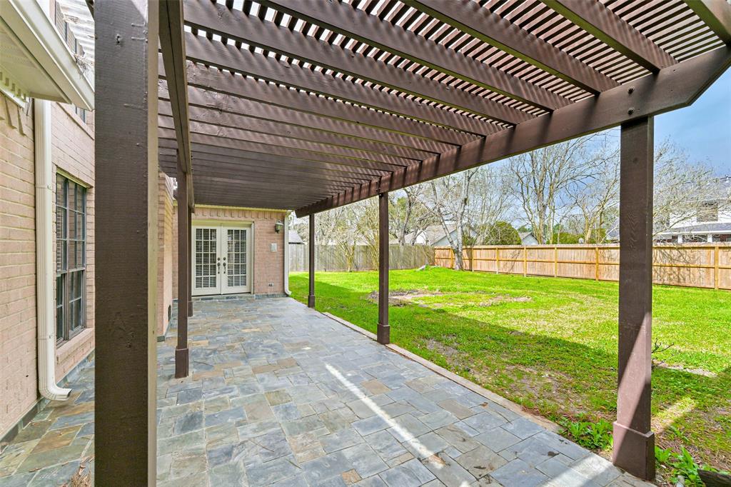 1410 Osborne Drive, Friendswood, Texas image 34