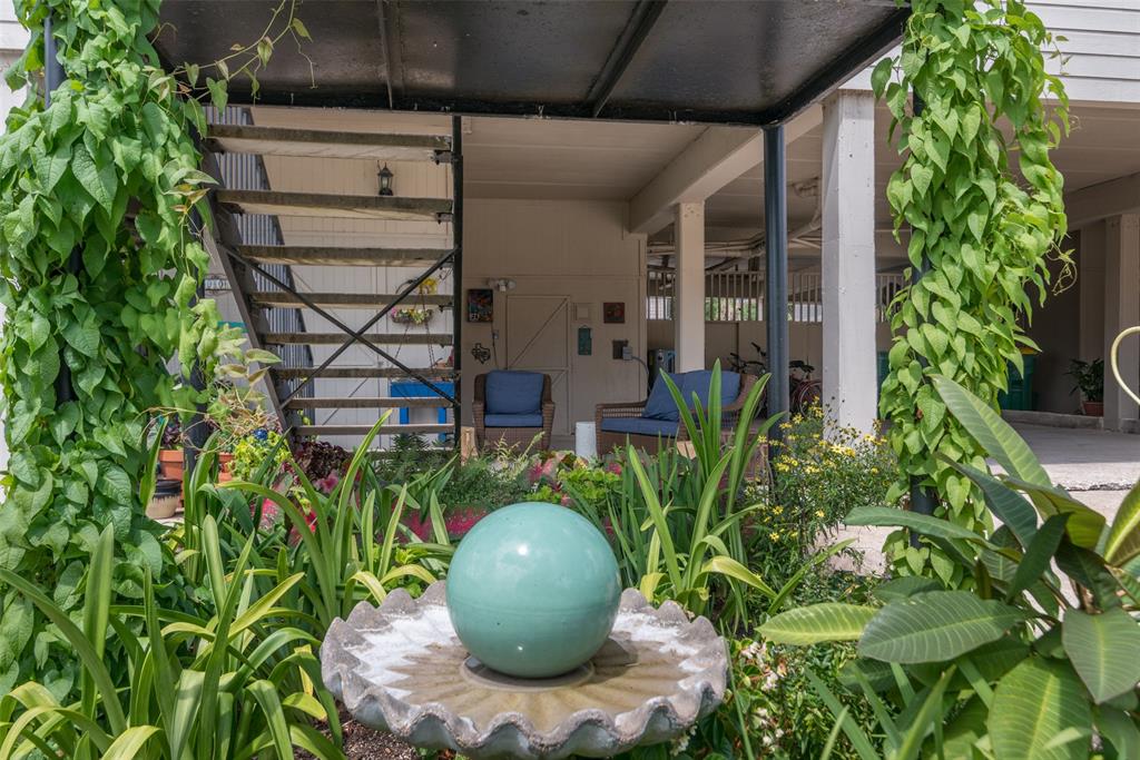 1907 Glencove Drive, Seabrook, Texas image 3