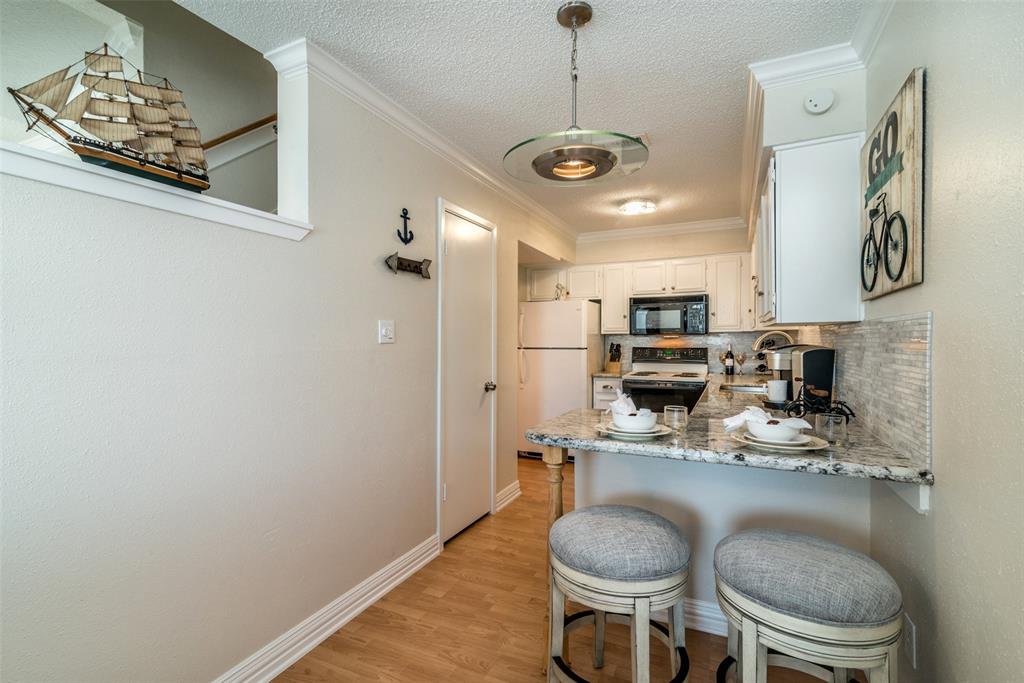 1907 Glencove Drive, Seabrook, Texas image 6