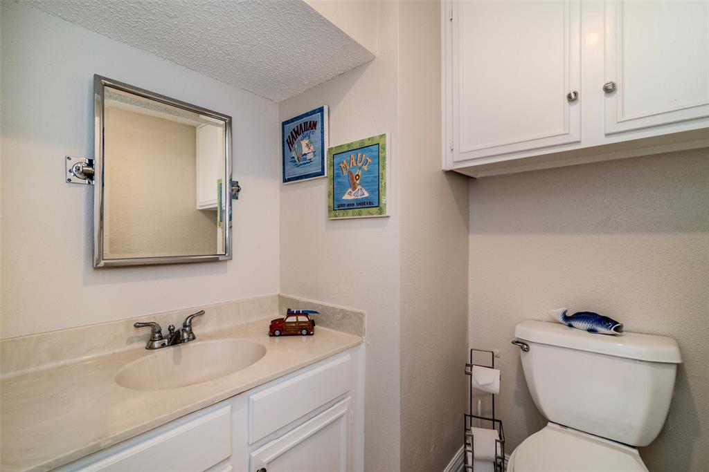 1907 Glencove Drive, Seabrook, Texas image 10