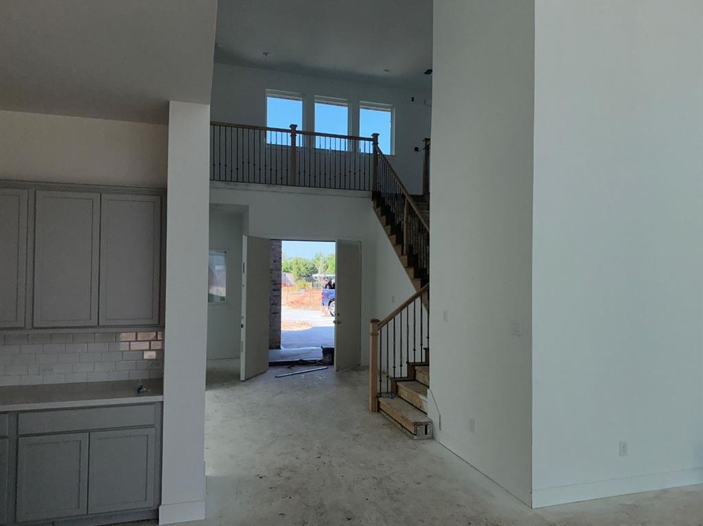 1401 River Point Drive, Friendswood, Texas image 3