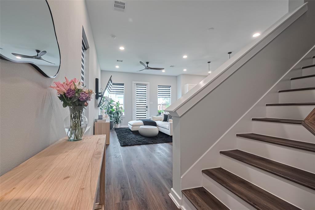 8462 Berry Green Lane