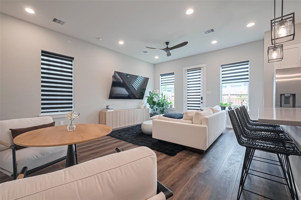 8462 Berry Green Lane