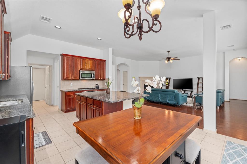 14734 Fountain Stone Lane, Humble, Texas image 13