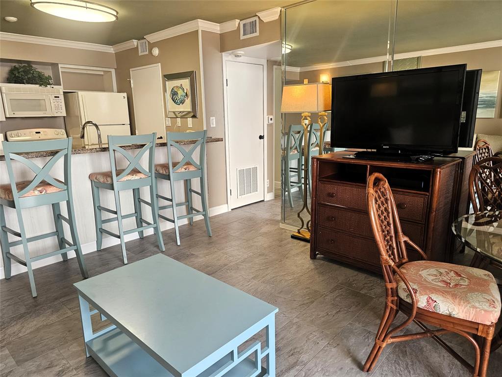 5220 Seawall Boulevard #1233B, Galveston, Texas image 9