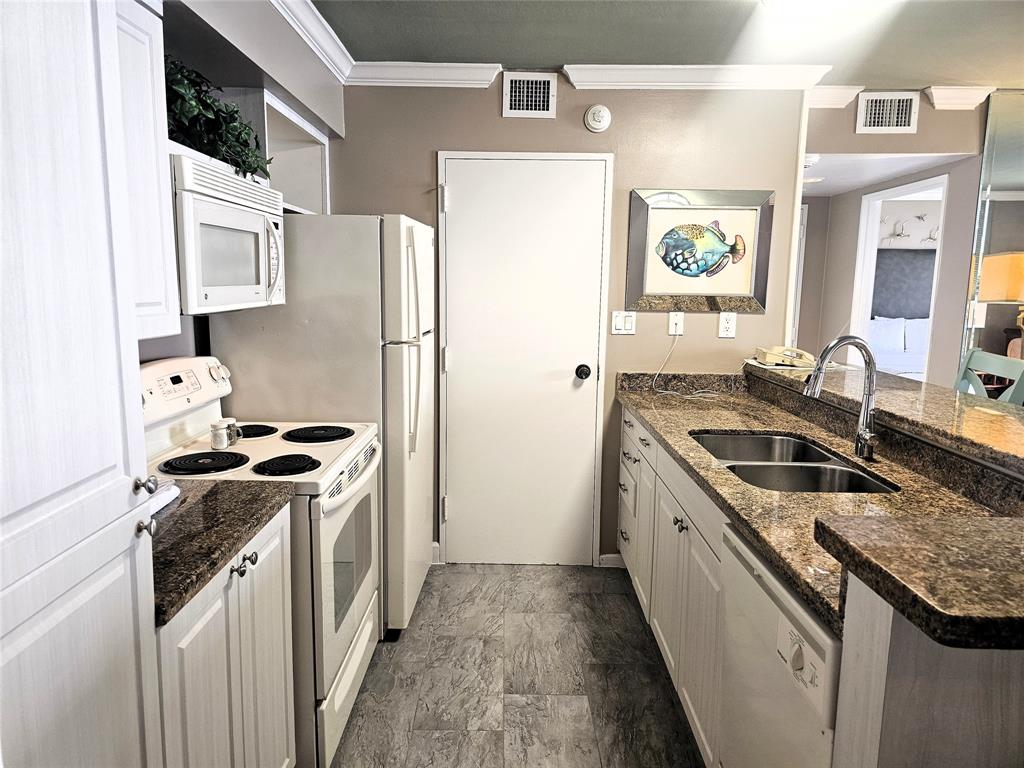 5220 Seawall Boulevard #1233B, Galveston, Texas image 5