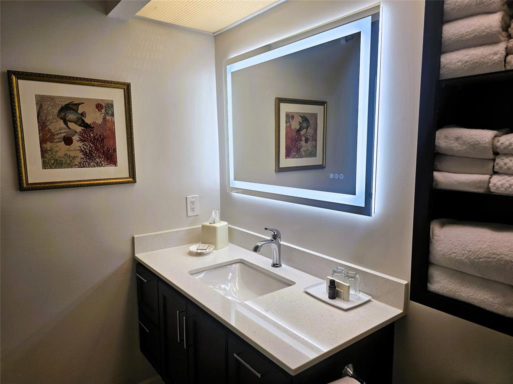 5220 Seawall Boulevard #1233B, Galveston, Texas image 14
