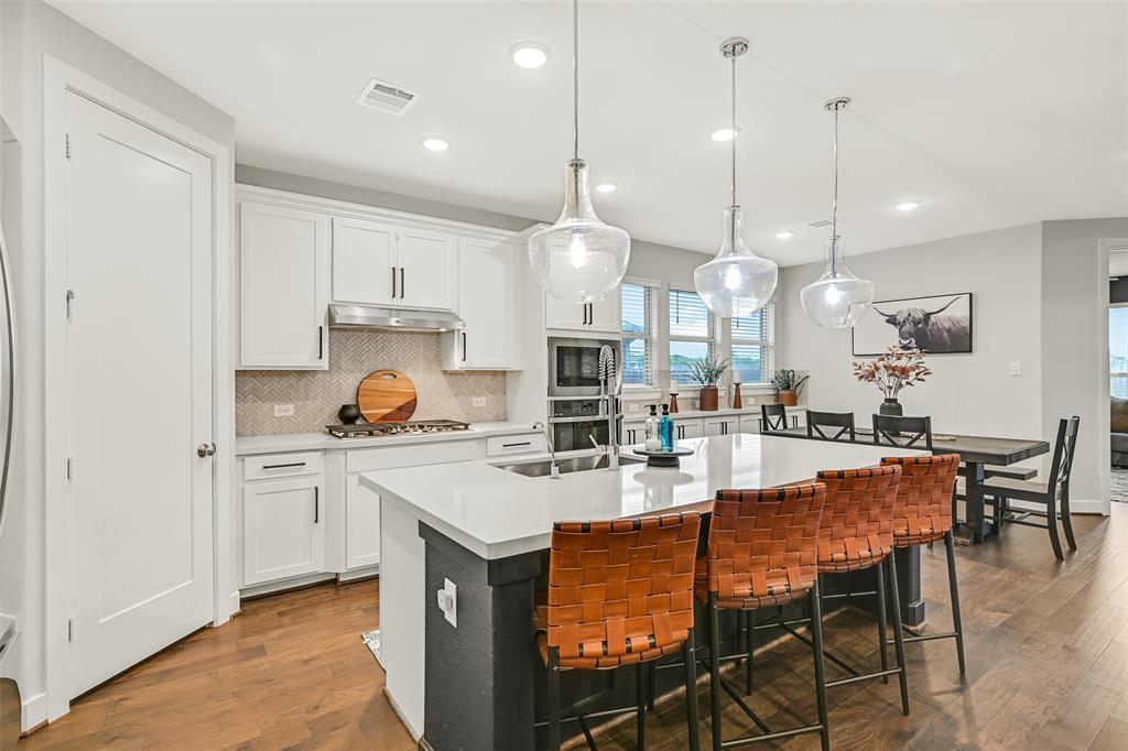 2317 Trocadero Lane, League City, Texas image 9