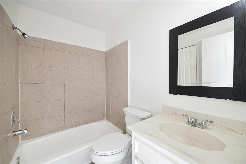 11011 Bandlon Drive, Houston, Texas image 20