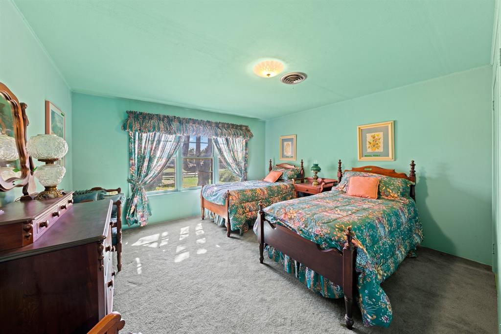 16 Cypress Creek Rd Rd, Comfort, Texas image 10