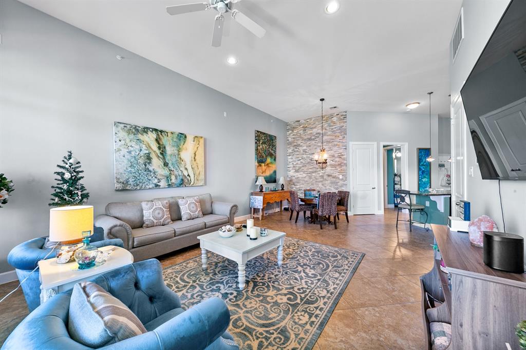 17040 W Fm 1097 Road, Montgomery, Texas image 20