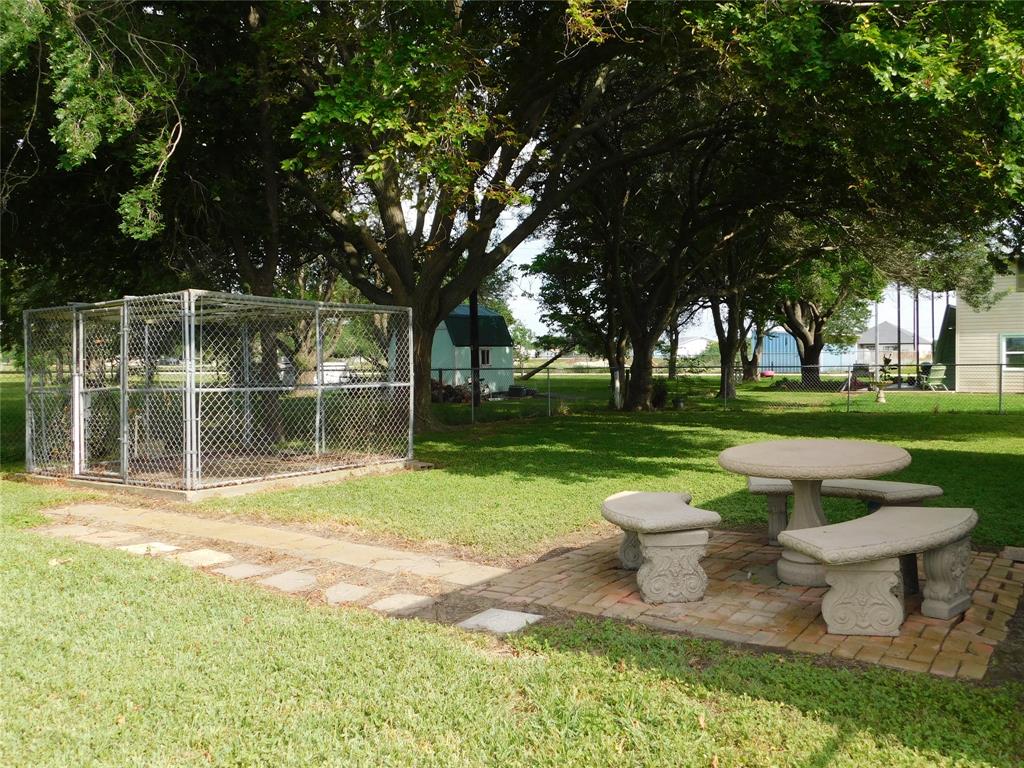 135 W Bayshore Drive, Palacios, Texas image 7