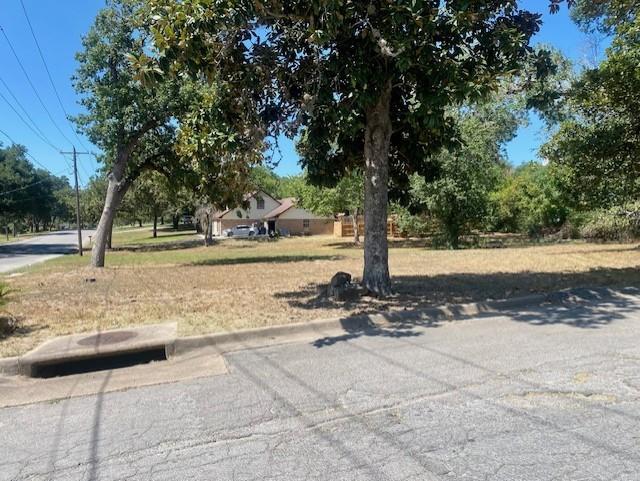 906 S Oak Street, Bellville, Texas image 3