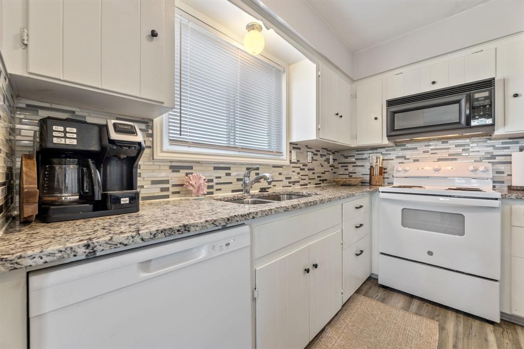 324 County Road 257, Matagorda, Texas image 15