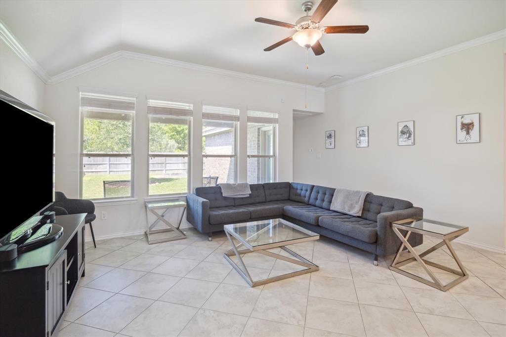 18822 Rosewood Terrace Drive, New Caney, Texas image 9