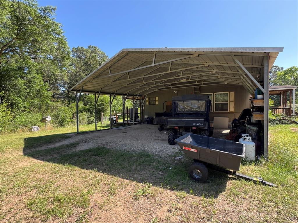 2183 Farm To Market 3283, Hallettsville, Texas image 28