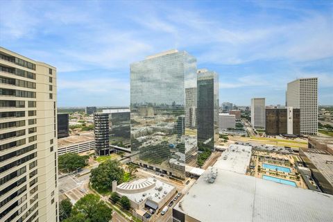 Condominium in Houston TX 15 Greenway Plaza.jpg