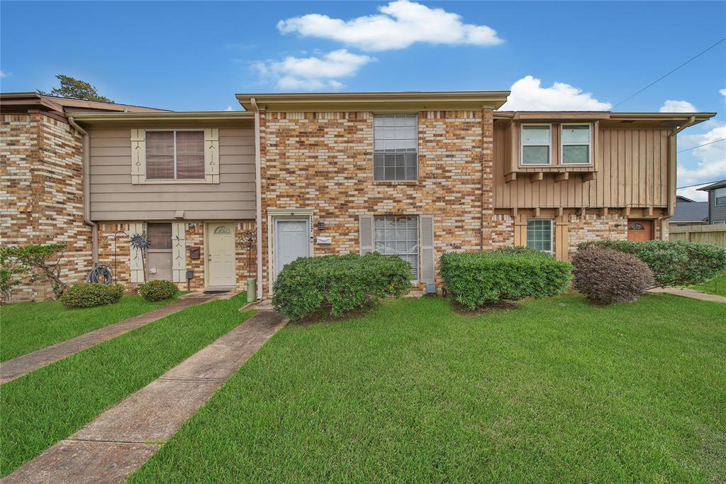 1517 Cedar Cove Street, La Porte, Texas image 1