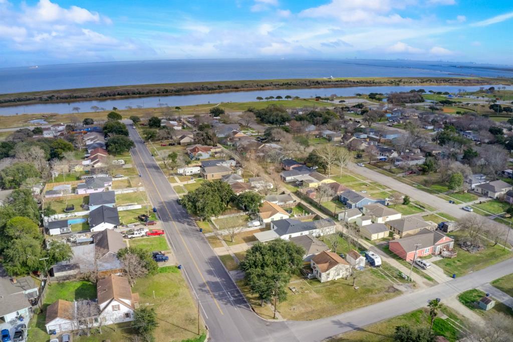 104 18th Avenue, Texas City, Texas image 24