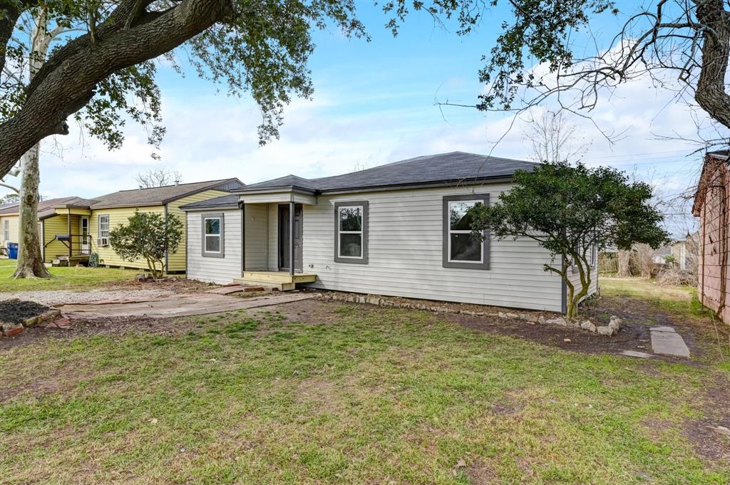 104 18th Avenue, Texas City, Texas image 1