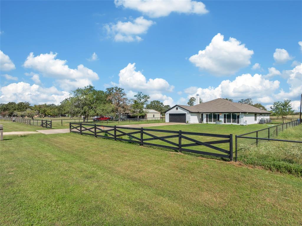 67 Windmill Drive, Hempstead, Texas image 3