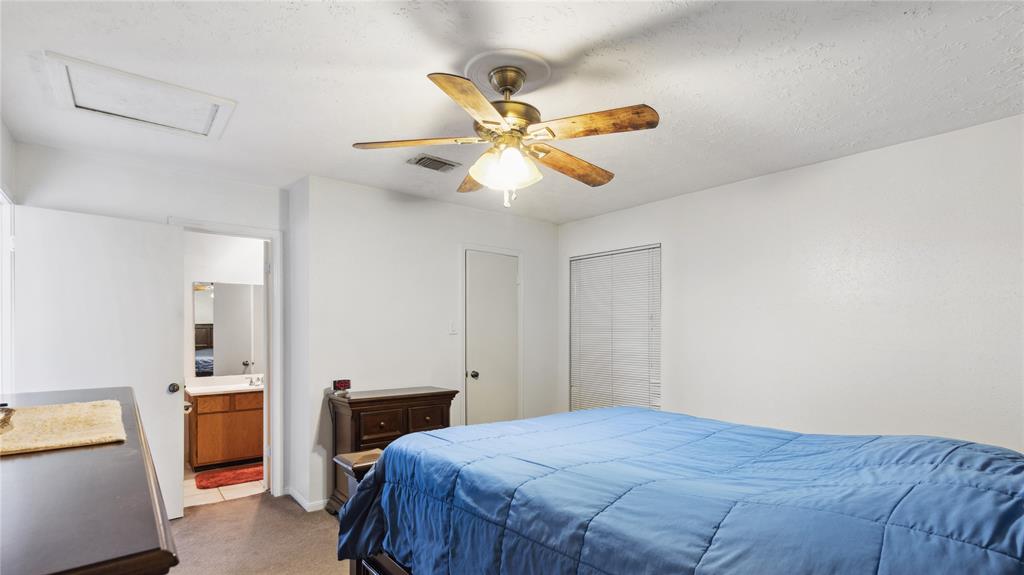 7819 Mauvewood Drive, Houston, Texas image 16