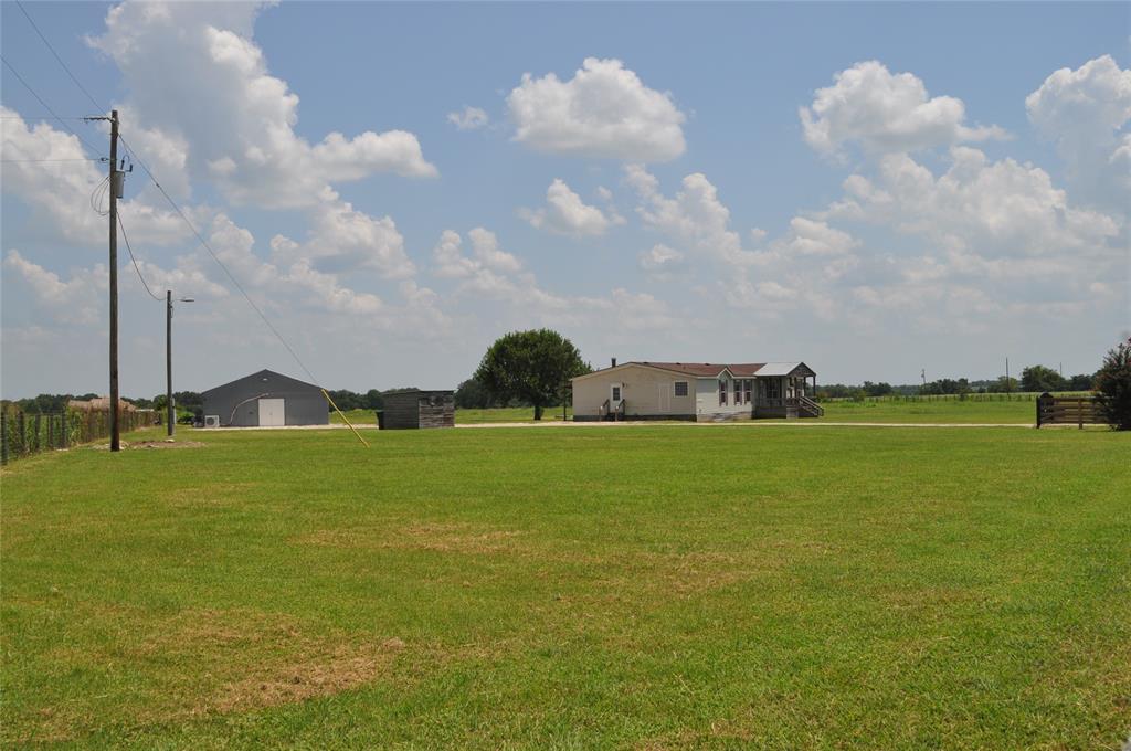 10901 Harmon School Road, Burton, Texas image 2