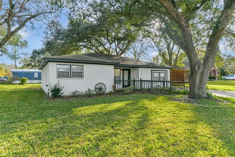 A home in Alvin