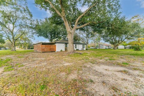 A home in Alvin