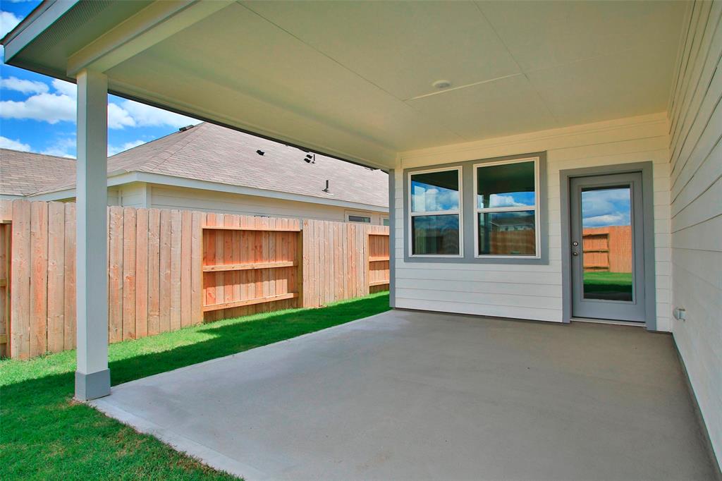 4303 Maple Root Lane, Pinehurst, Texas image 41