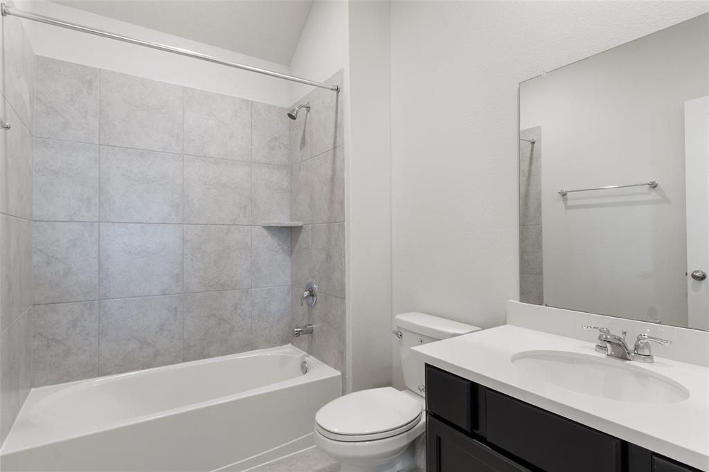 4303 Maple Root Lane, Pinehurst, Texas image 31