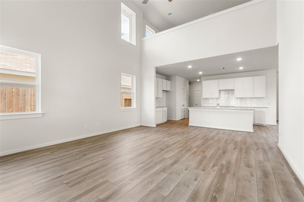 4303 Maple Root Lane, Pinehurst, Texas image 18