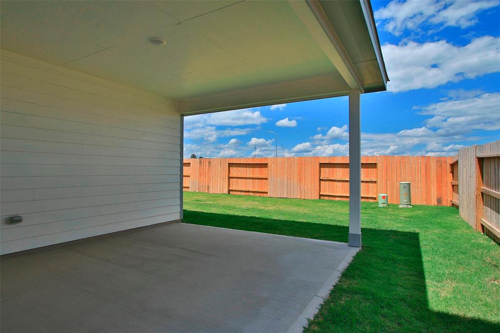 4303 Maple Root Lane, Pinehurst, Texas image 42