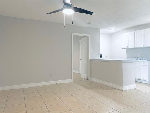 Photo of 3406 Daphne St Street #5, Houston, TX 77021 (MLS # 55745943)