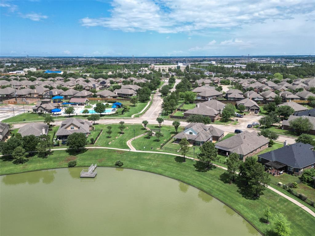 8815 E Windhaven Terrace Trail, Cypress, Texas image 38