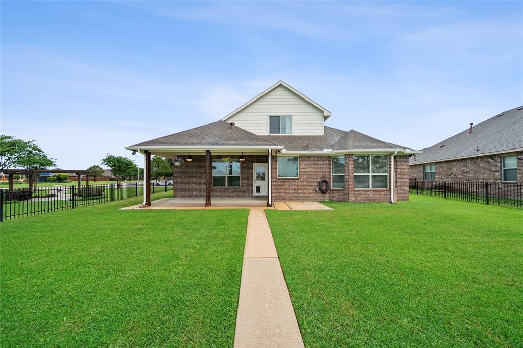 8815 E Windhaven Terrace Trail, Cypress, Texas image 4