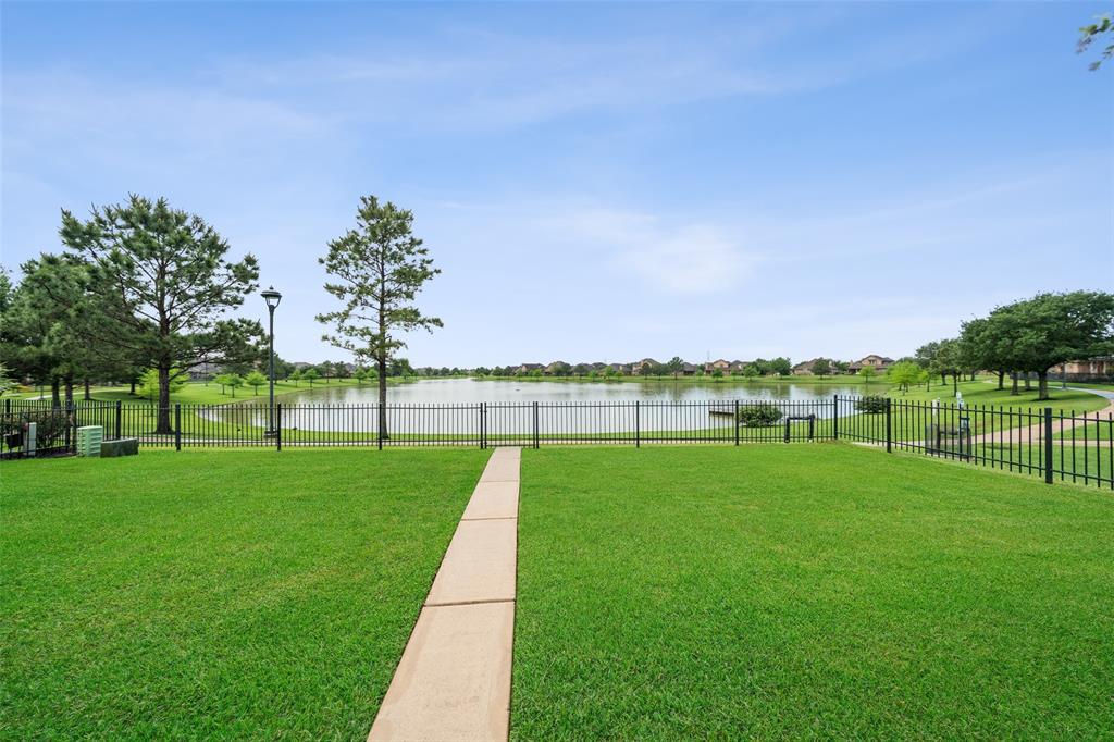 8815 E Windhaven Terrace Trail, Cypress, Texas image 49