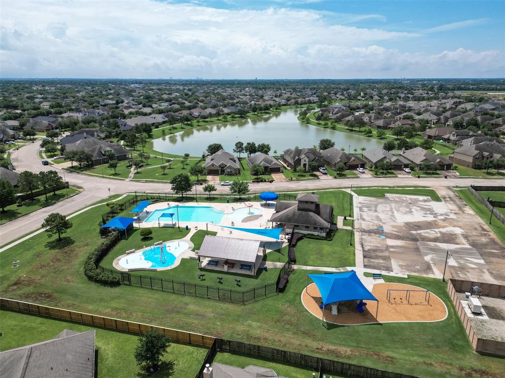 8815 E Windhaven Terrace Trail, Cypress, Texas image 44